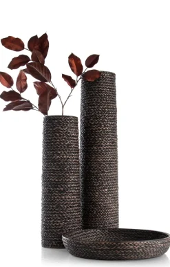 Outlet XOOON Adam vaas H68,5cm in de kleur Zwart - COCOmaison