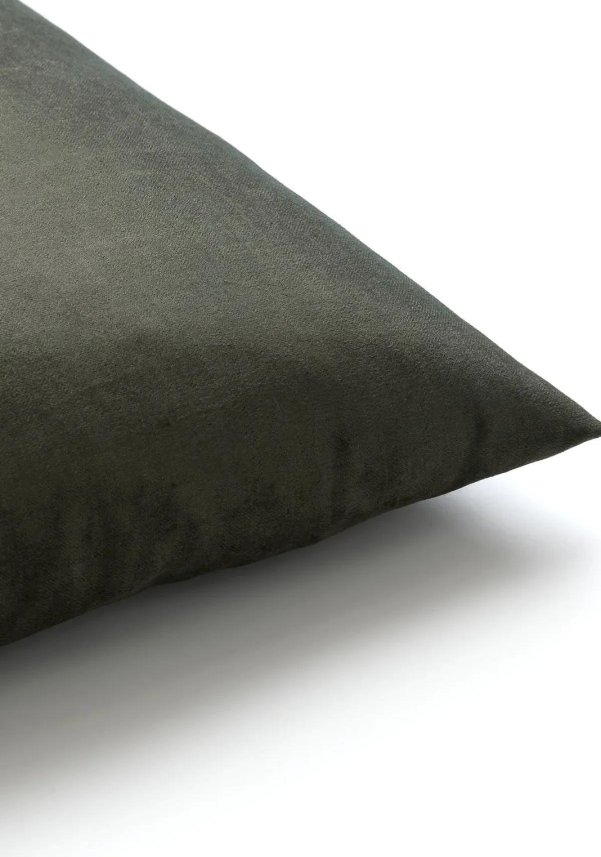 Outlet XOOON BeautiQ - Class kussen 45x45cm in de kleur Olijf - COCOmaison