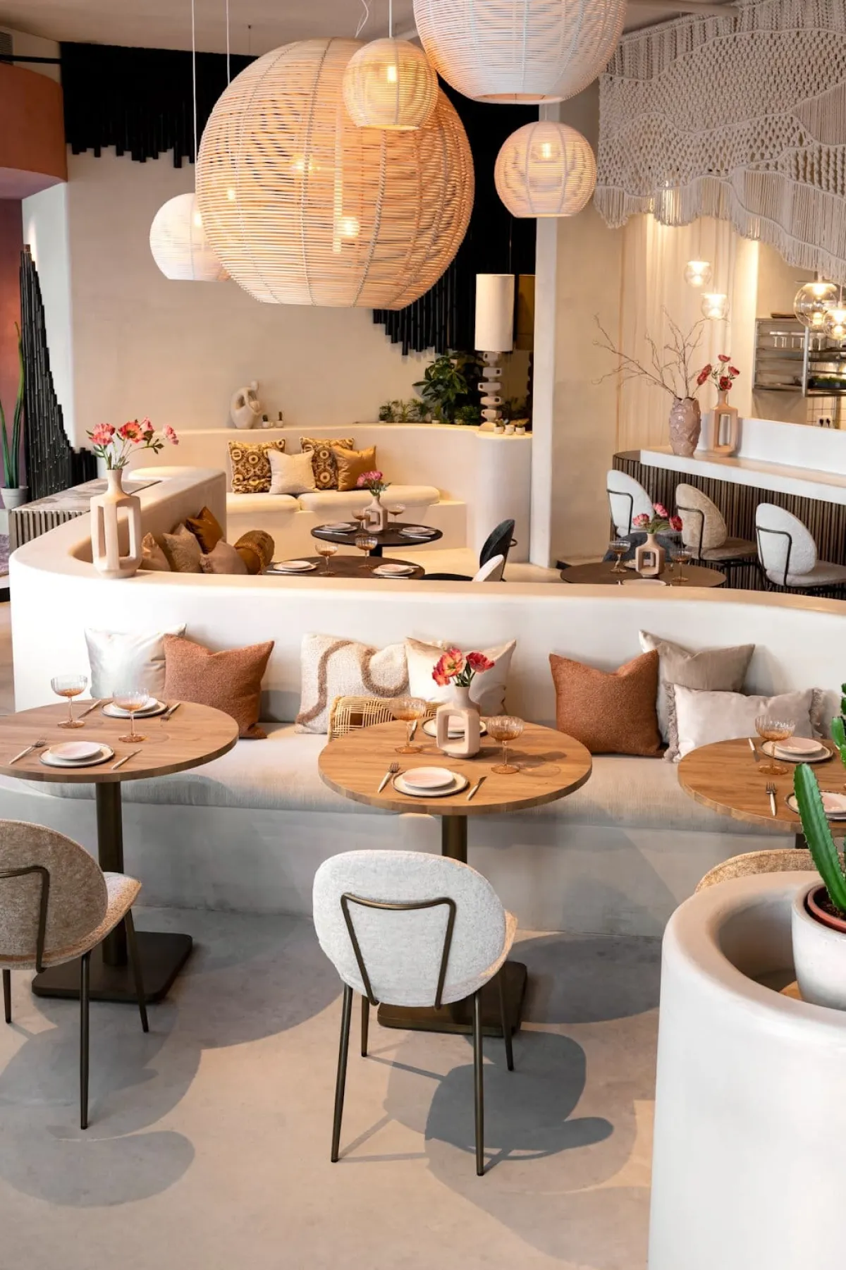 Clearance XOOON Brest bistrotafel vintage oak (D80cm) kleur Zwart