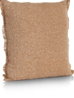 XOOON Camel kussen 47x47cm in kleur Okergeel shop je bij COCOmaison