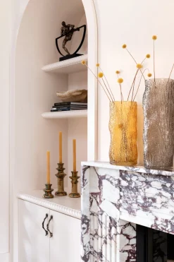 Best XOOON Climbing beeld (H33cm) in de kleur Goud - COCOmaison