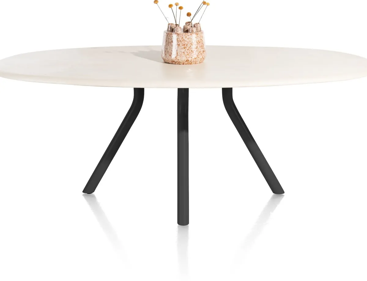 Clearance XOOON LUND eetkamertafel ovaal 210 x 120 cm. centrale poot lang -