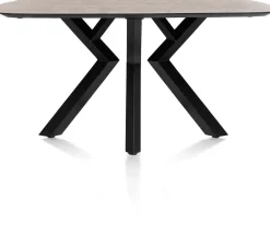 XOOON Masura ovale eettafel met zwarte metalen poot 150x105cm