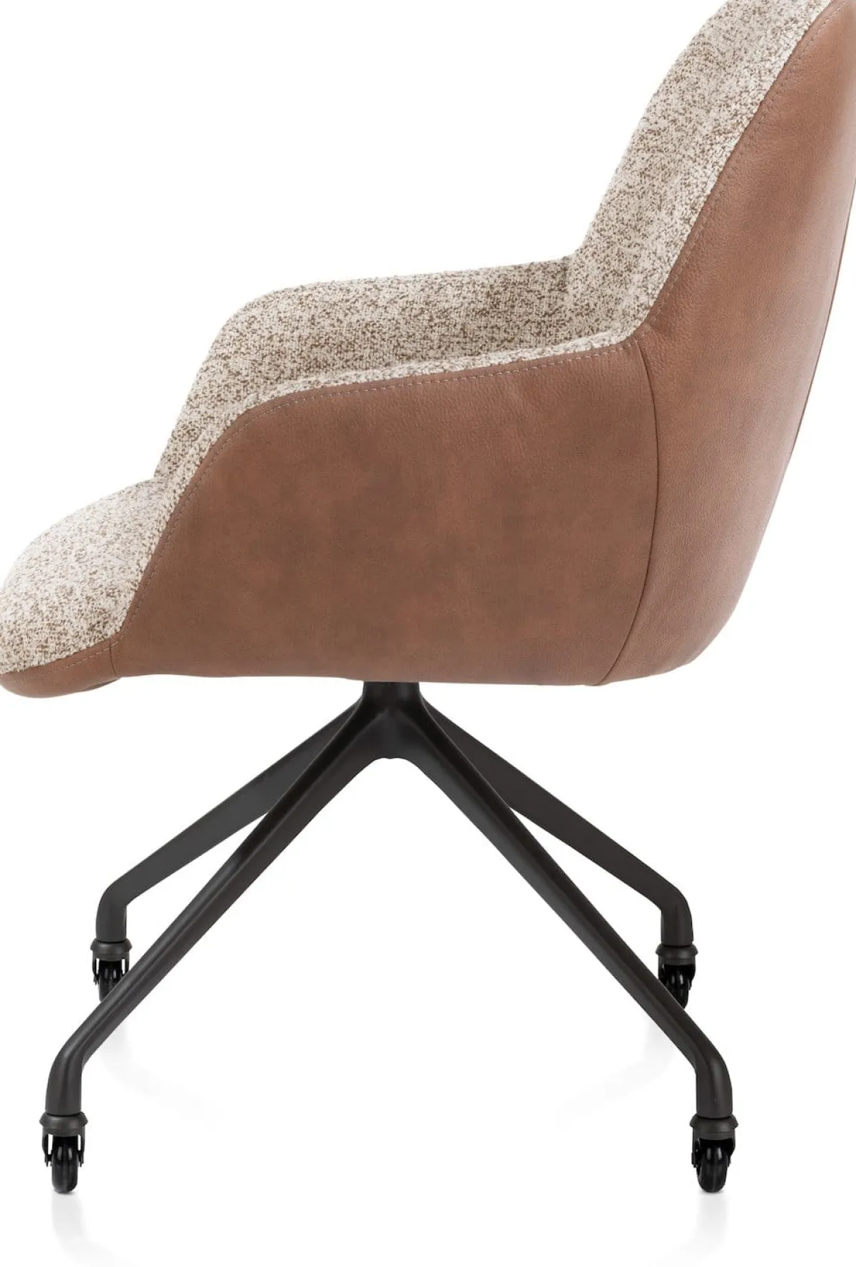 New XOOON Mats, armstoel aluminium frame wielen rough off black - combi Pala cognac + Luton koper