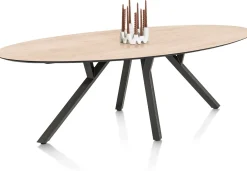 Outlet XOOON MINATO eetkamertafel - ellips - 240 x 110 cm - eiken look