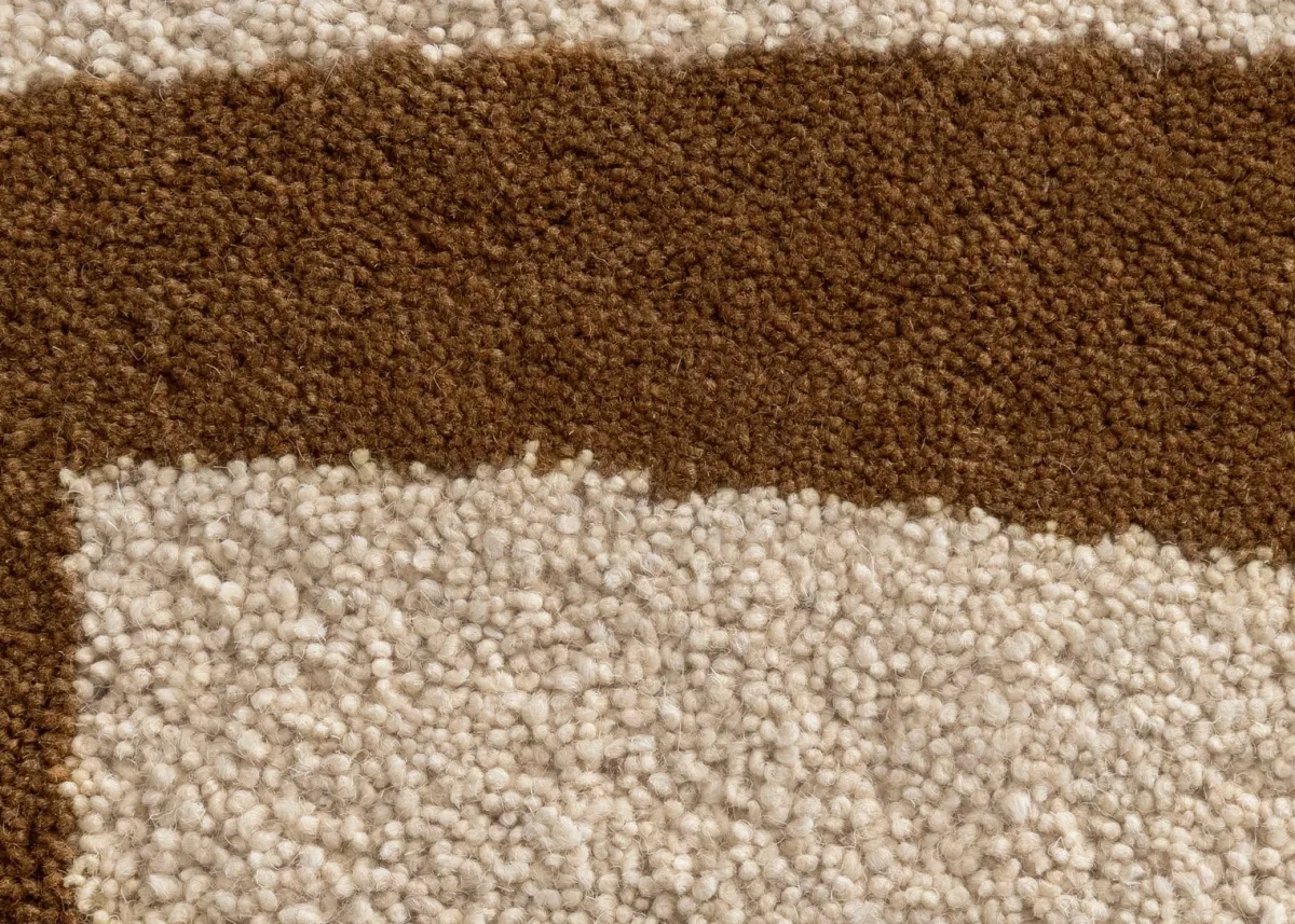 New XOOON Olivia kussen (50x50cm) in de kleur Bruin - COCOmaison