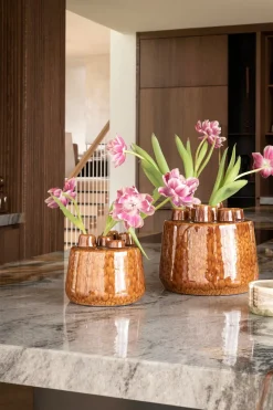 Hot XOOON Safia vaas H15cm in de kleur Bruin - COCOmaison