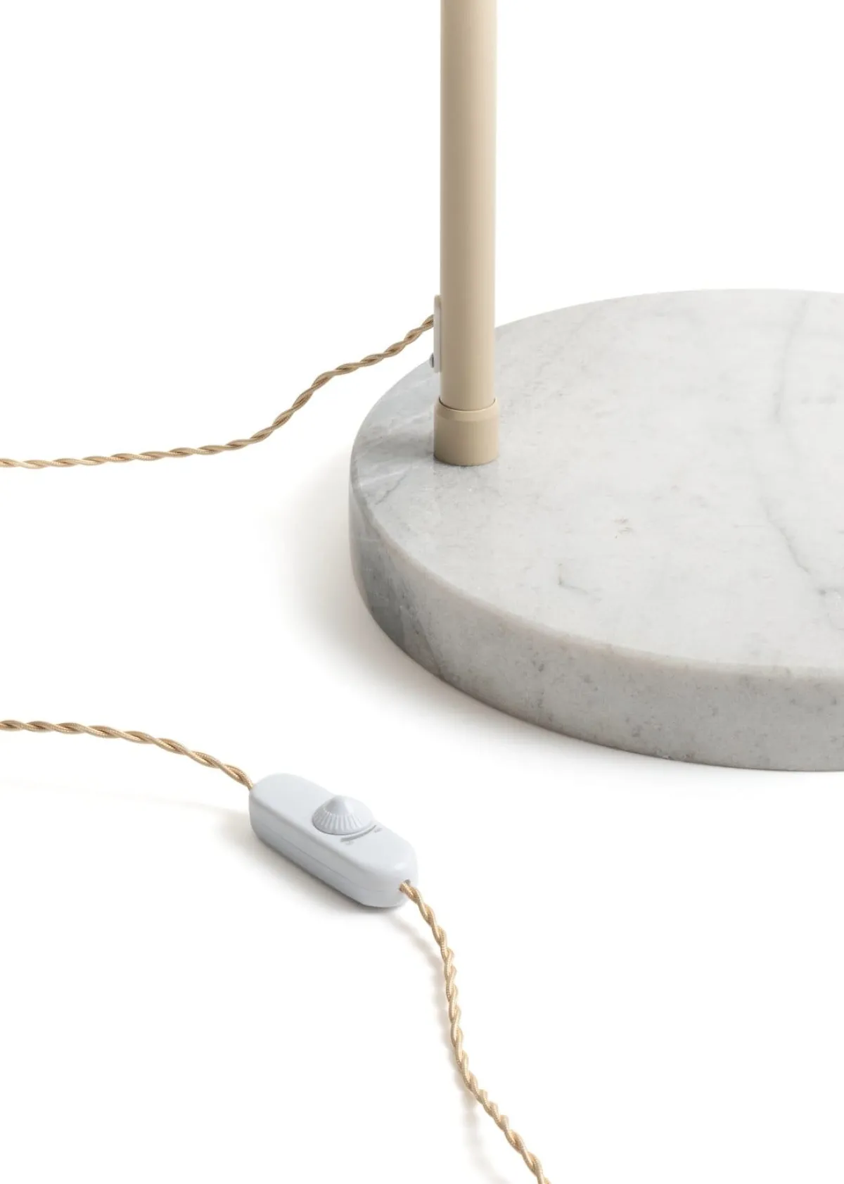 Clearance XOOON Skip vloerlamp (1*E27) in de kleur Beige - COCOmaison