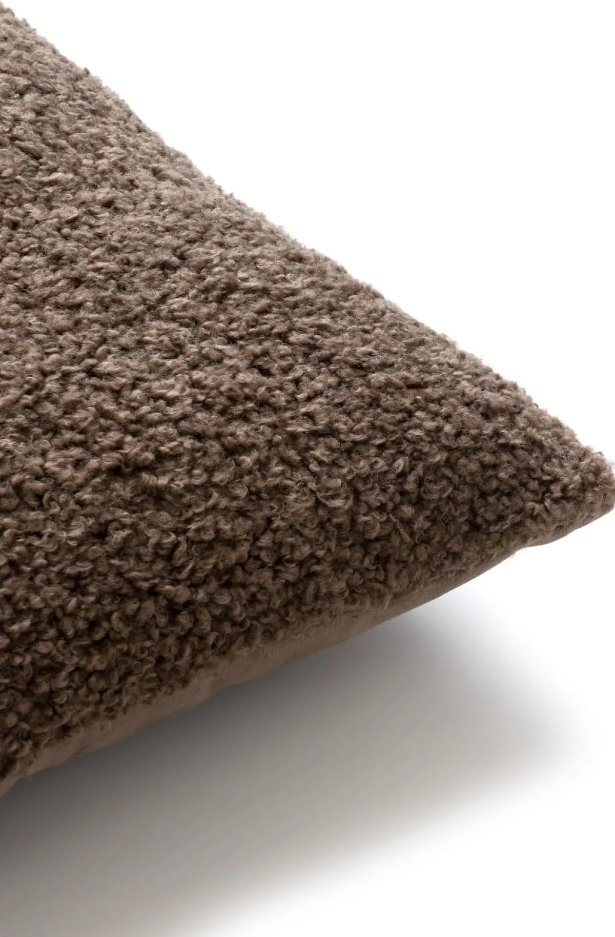 Outlet XOOON Teddy kussen 45x45cm in de kleur Bruin - COCOmaison