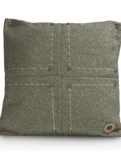 Outlet XOOON Timeless Avery kussen 50x50cm in de kleur Olijf - COCOmaison