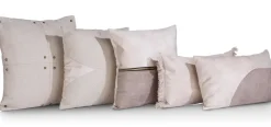 Online XOOON Timeless Sofia kussen 45x45cm in de kleur Beige - COCOmaison