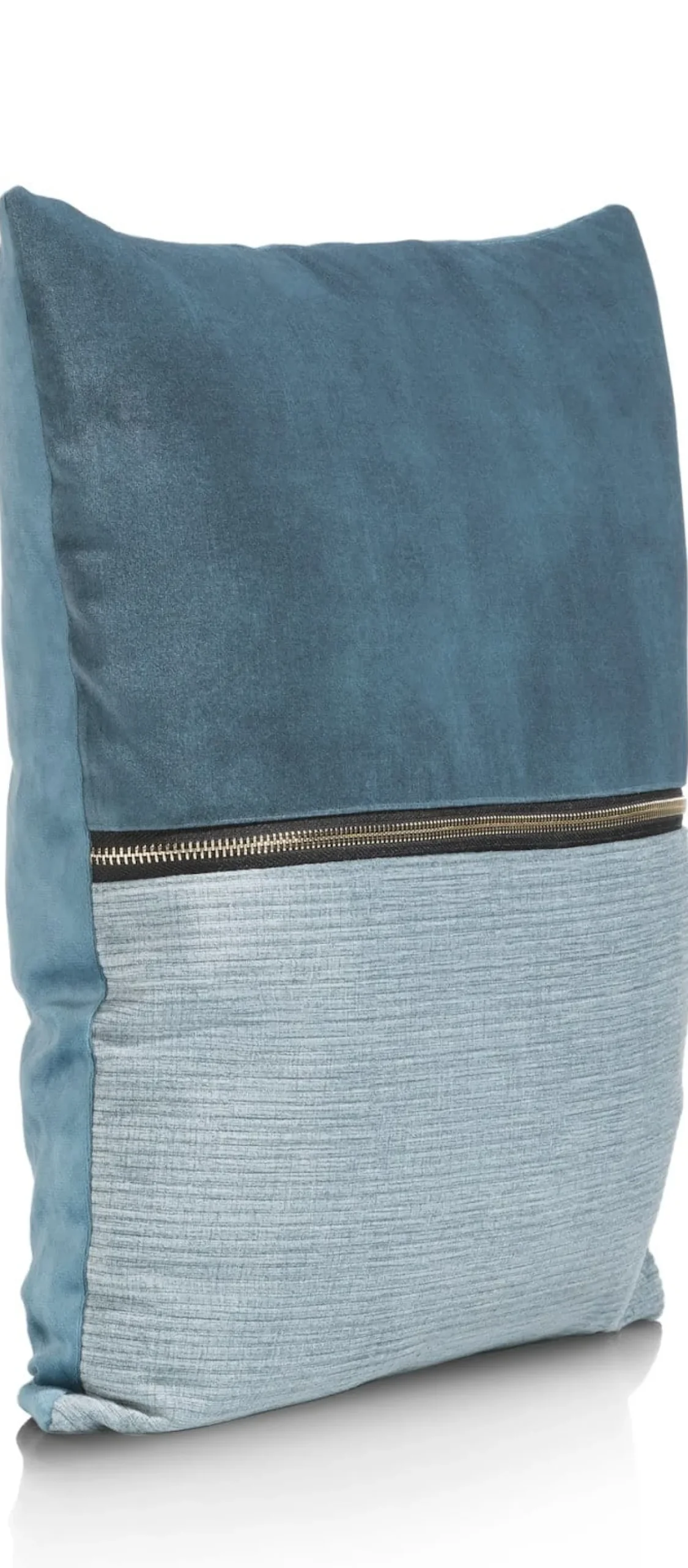 Clearance XOOON Timeless Sofia kussen 45x45cm in de kleur Blauw - COCOmaison