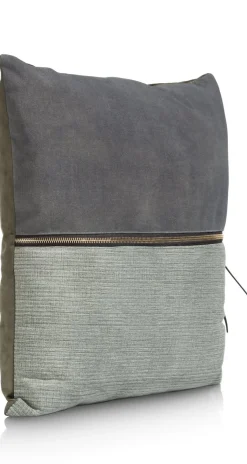 Discount XOOON Timeless Sofia kussen 45x45cm in de kleur Olijf - COCOmaison